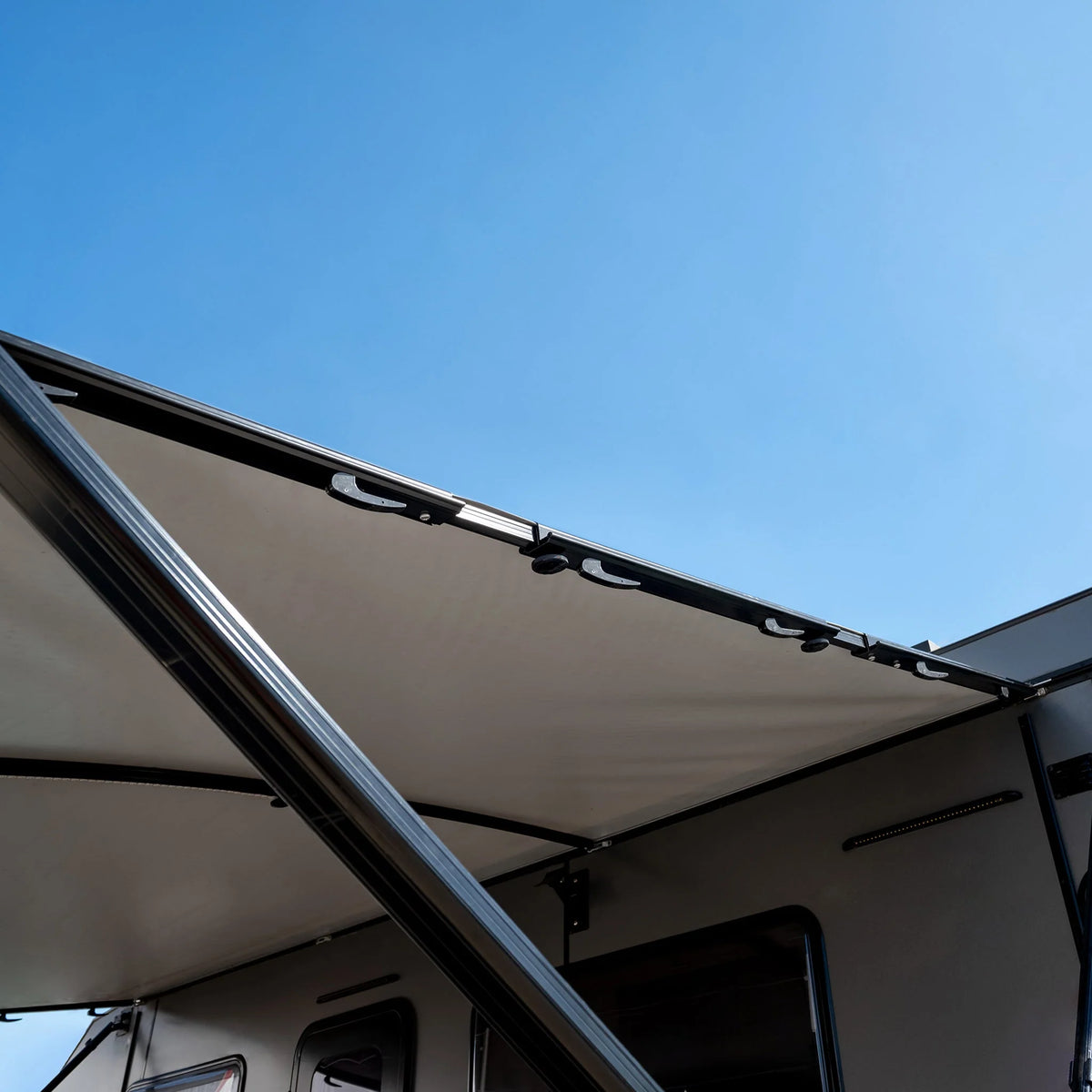 Anti-Flap Kit PRO W/ Curved Roof Rafters – Fitted