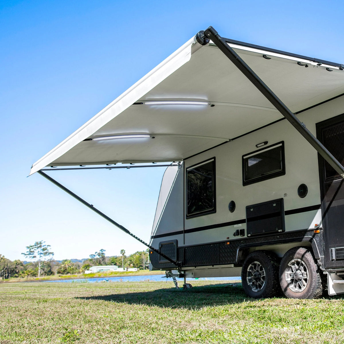 Anti-Flap Kit PRO W/ Curved Roof Rafters – Fitted